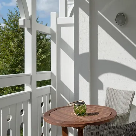 Mit Grossem Balkon Im Seepark Apartment Sellin (Rugen)