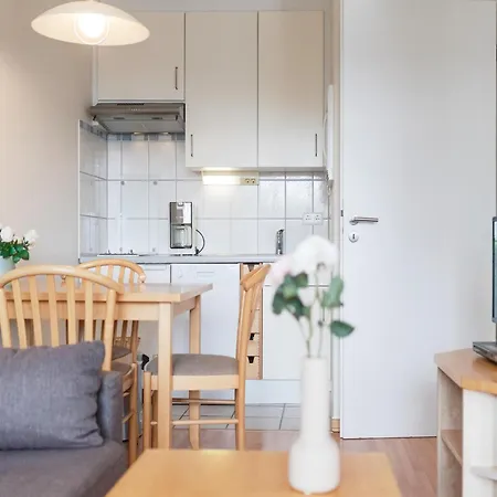 Mit Grossem Balkon Im Seepark Apartment