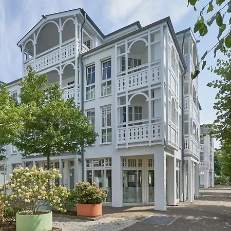 Mit Grossem Balkon Im Seepark Apartment Sellin (Rugen)